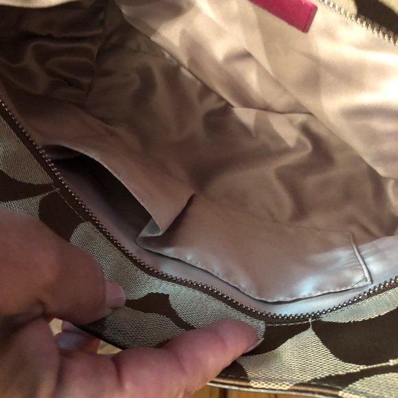 Sold - Picture 3 of 7